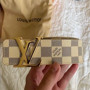 Louis Vuitton Womens Belt 40 MM